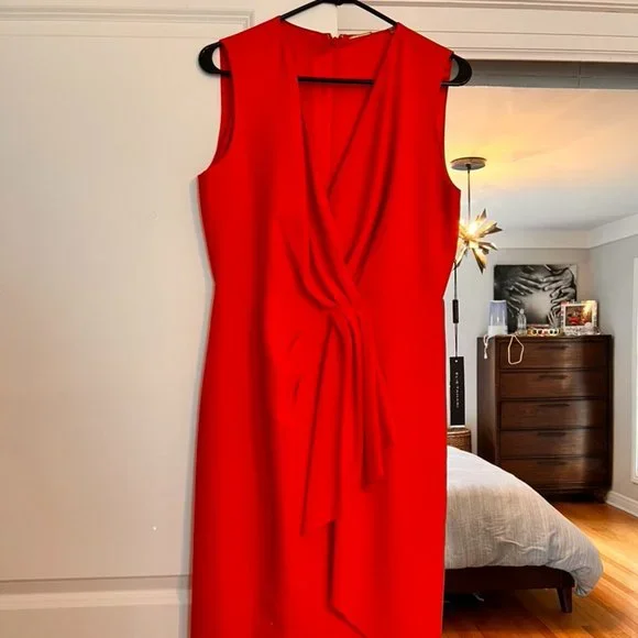 Never worn before Elie Tahari Adrianne Red Sleeveless dress